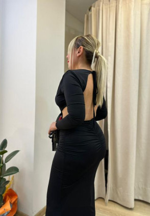 Siyah Gül Detay Maksi Elbise