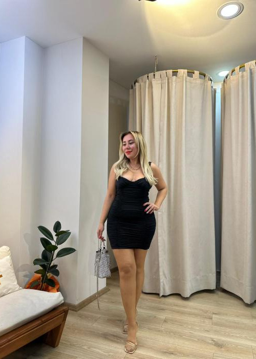 Rossi Siyah Drapeli Elbise