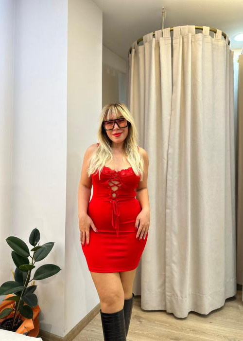 Kırmızı Göğüs Dantel Detay Mini Elbise