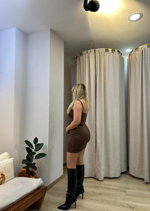 Kahverengi Göğüs Dantel Detay Mini Elbise