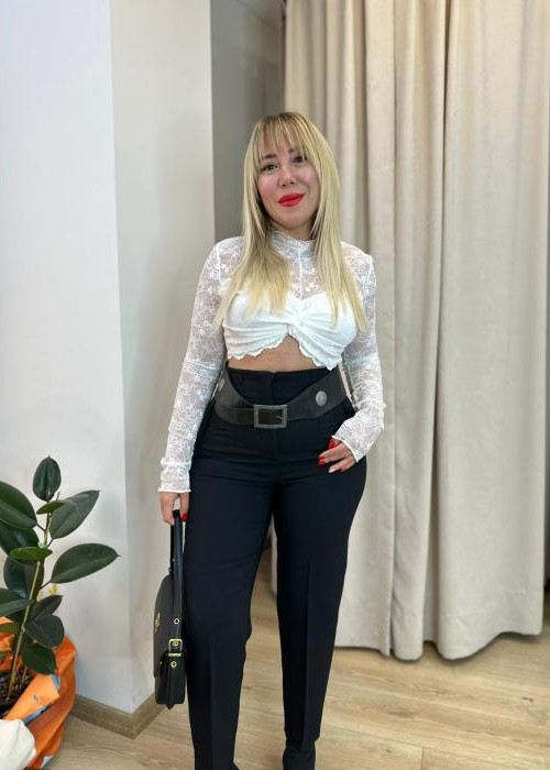 Siyah Önü Flatolu Pantolon