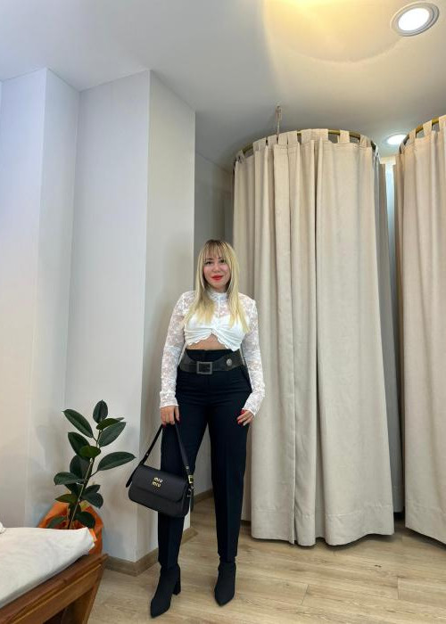 Siyah Önü Flatolu Pantolon