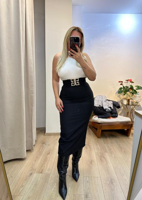 Kemerli Yırtmaçlı Midi Etek