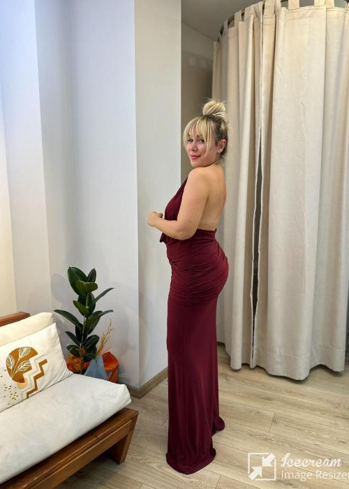 Bordo Derin Göğüs Dekolteli Maksi Elbise