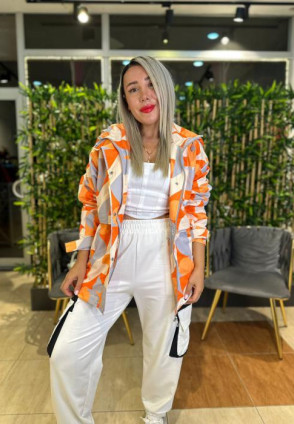 Turuncu Kapüşonlu Yağmurluk Ceket