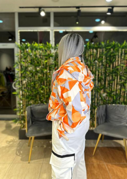 Turuncu Kapüşonlu Yağmurluk Ceket