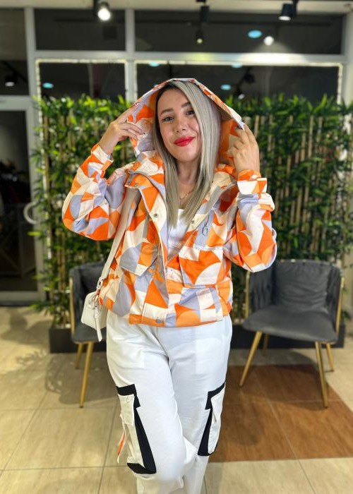 Turuncu Kapüşonlu Yağmurluk Ceket