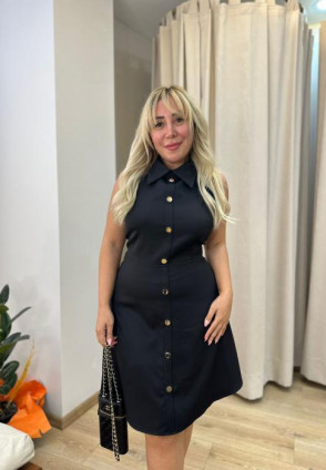 Siyah Bebe Yaka Elbise