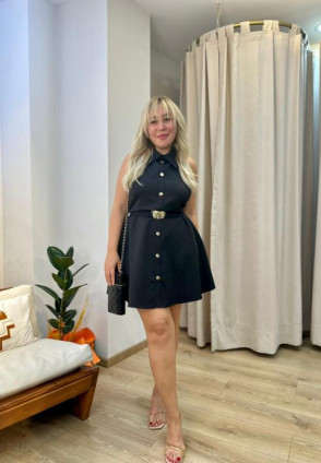 Siyah Bebe Yaka Elbise