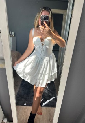 Beyaz Saten Mini Elbise