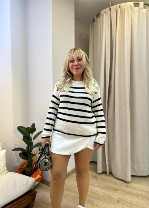 Omuz Kuşgözü Detay Çizgili Kazak