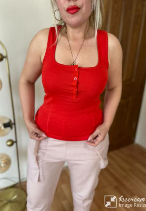 Kare Yaka Düğmeli Bluz Kırmızı