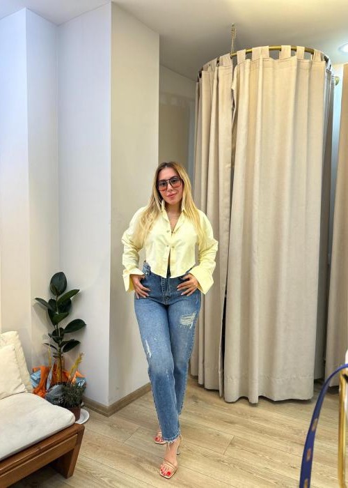 Sarı Piercing Detaylı Tasarım Gömlek