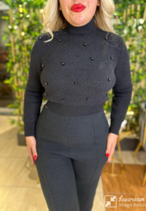 Yumoş Boncuklu Triko Bluz