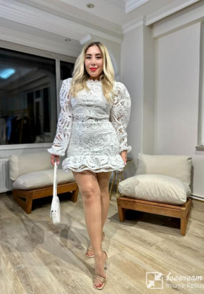 Celia Beyaz Güpürlü Elbise