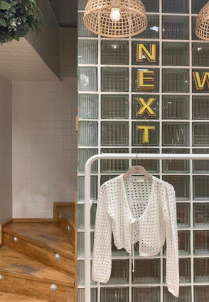 Beyaz Bağlama Detaylı Hırka