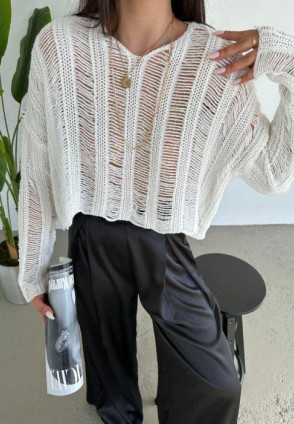 Beyaz Ajurlu Örme Bluz