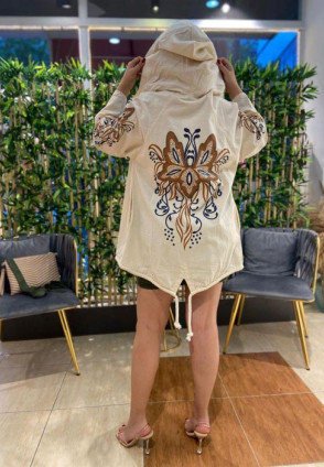 Kapüşonlu Baskı Detay Ceket