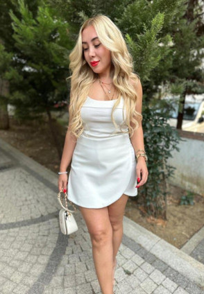 Zara Model Ekru Şort Etek