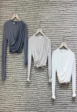 Ekru Sırt Drapeli Crop Bluz