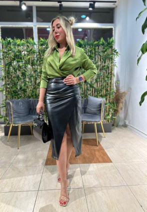 Derin Yırtmaçlı Midi Deri Etek Siyah