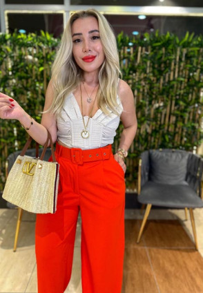 Kırmızı Bol Paça Klasik Kemerli Pantolon