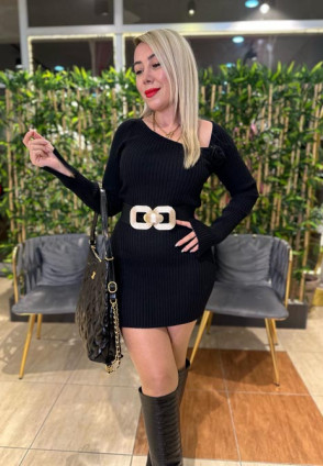 Asimetrik Yaka Gül Detay Mini Elbise