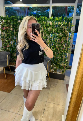 Beyaz Fırfırlı Mini Etek