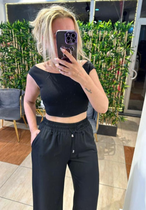 Siyah Kayık Yaka Crop Bluz