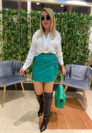 Bağcık Detaylı Deri Etek