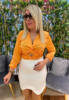 Beyaz Asimetrik Etek