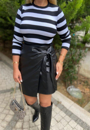 Siyah Deri Mini Etek