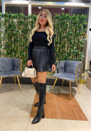 Siyah Deri Pilili Etek