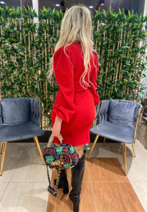 Kırmızı  Etekli Takım