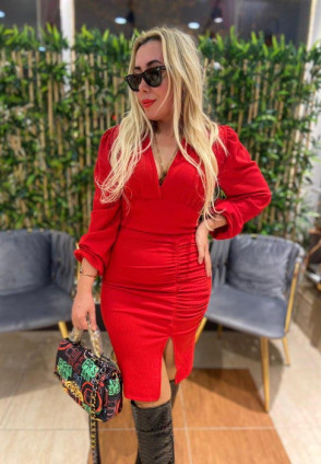 Kırmızı  Etekli Takım